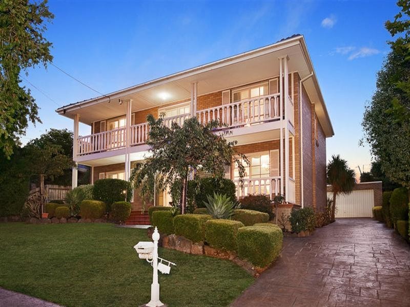 9 Benton Court, Doncaster VIC 3108