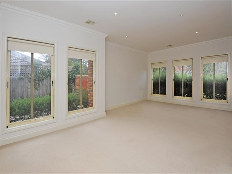 1/56 Jubilee Street, Mount Waverley VIC 3149