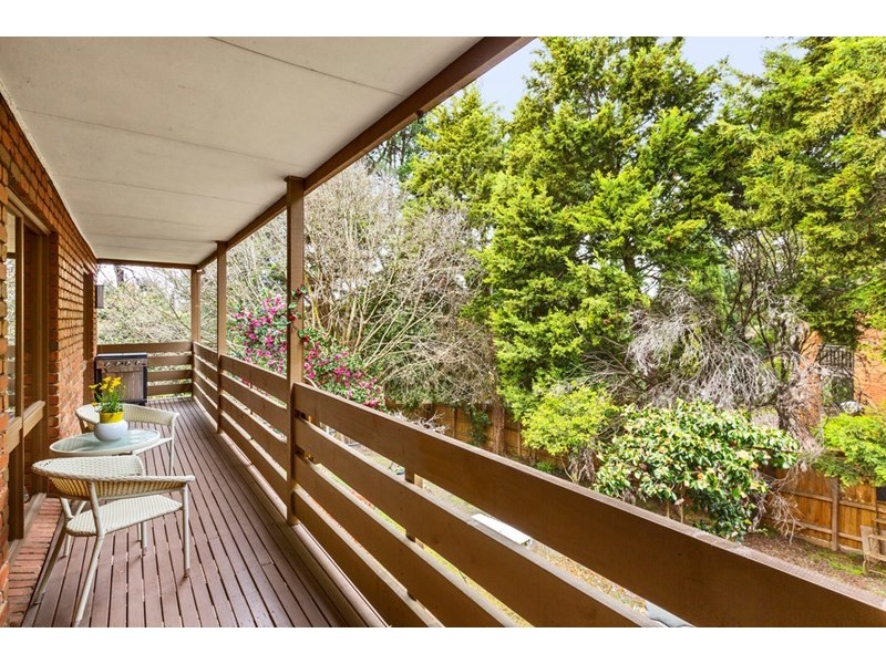 17 Fernlea Crescent, Doncaster East VIC 3109