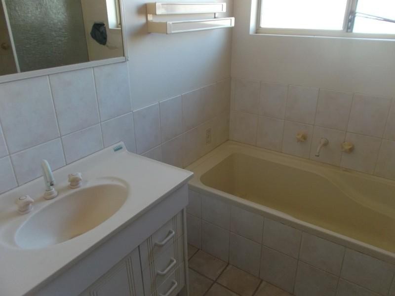 27A Koombana Avenue, South Hedland WA 6722