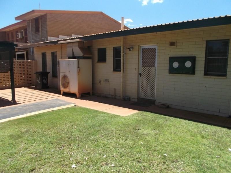2 Janice Way, South Hedland WA 6722