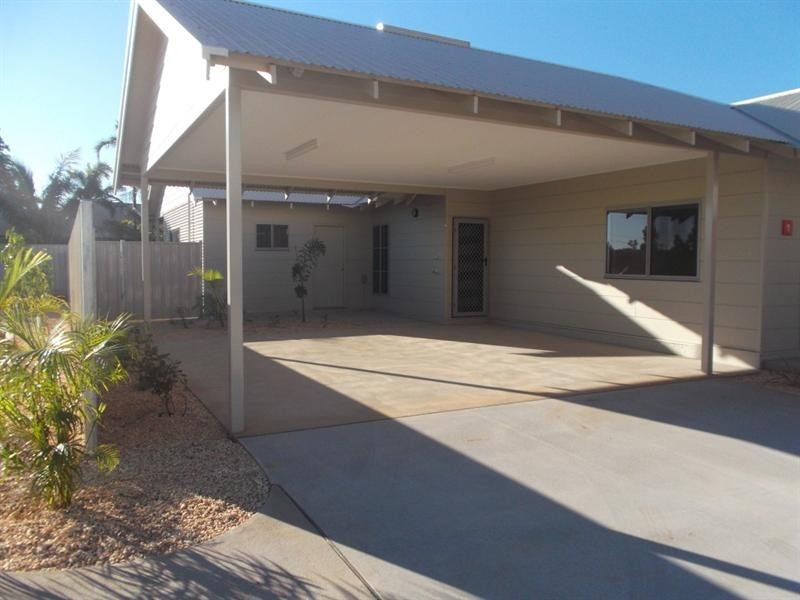 Unit 2/99 Greene Place, South Hedland WA 6722
