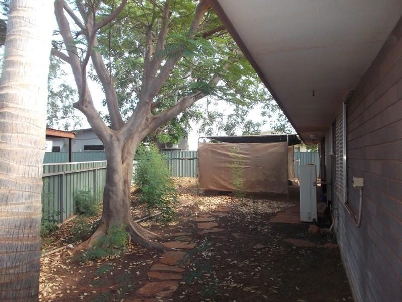 2 Kangaroo Place, South Hedland WA 6722