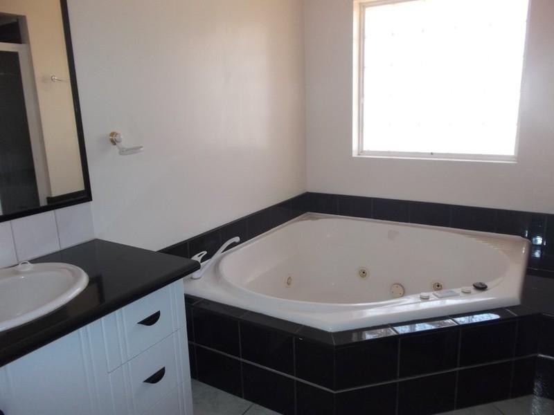 16 Trumpet Way, South Hedland WA 6722