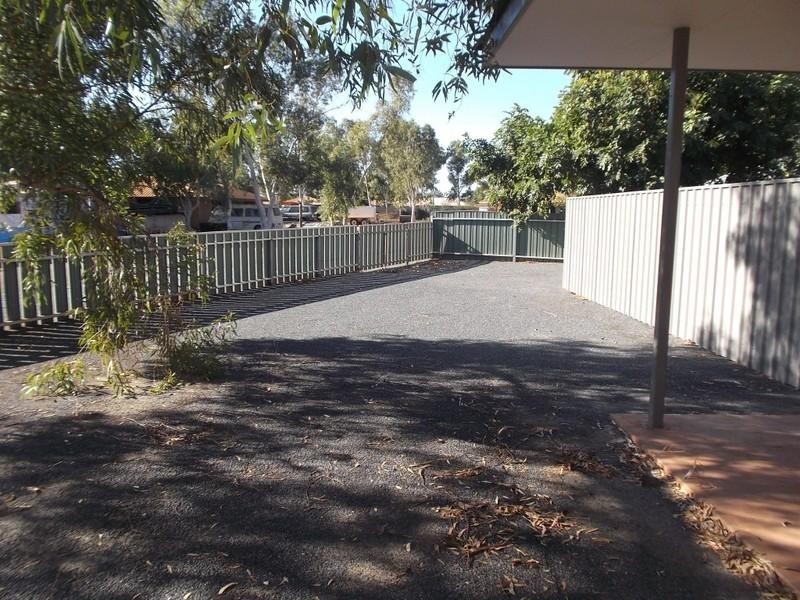 2 Kwinana Street, South Hedland WA 6722