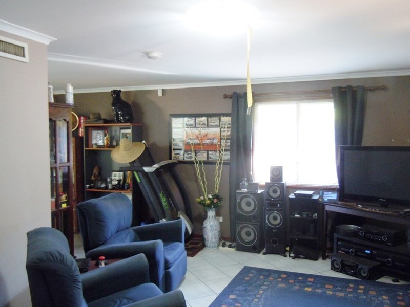 4 Dulverton Terrace, South Hedland WA 6722