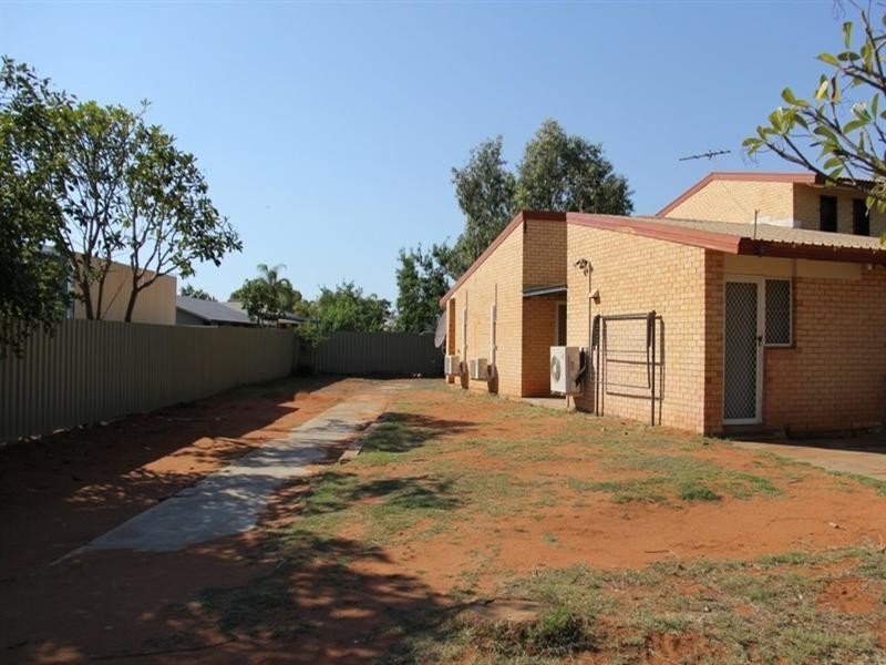 1 Sturt Place, South Hedland WA 6722