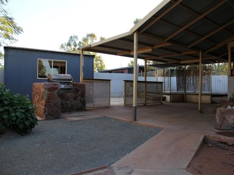10 Hawkins Street, South Hedland WA 6722