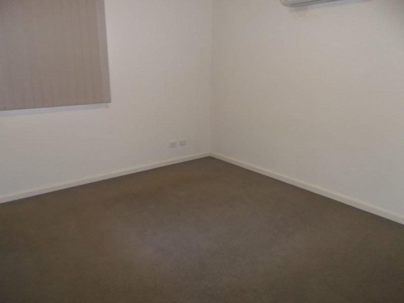 1/2. Phalarope Way, South Hedland WA 6722