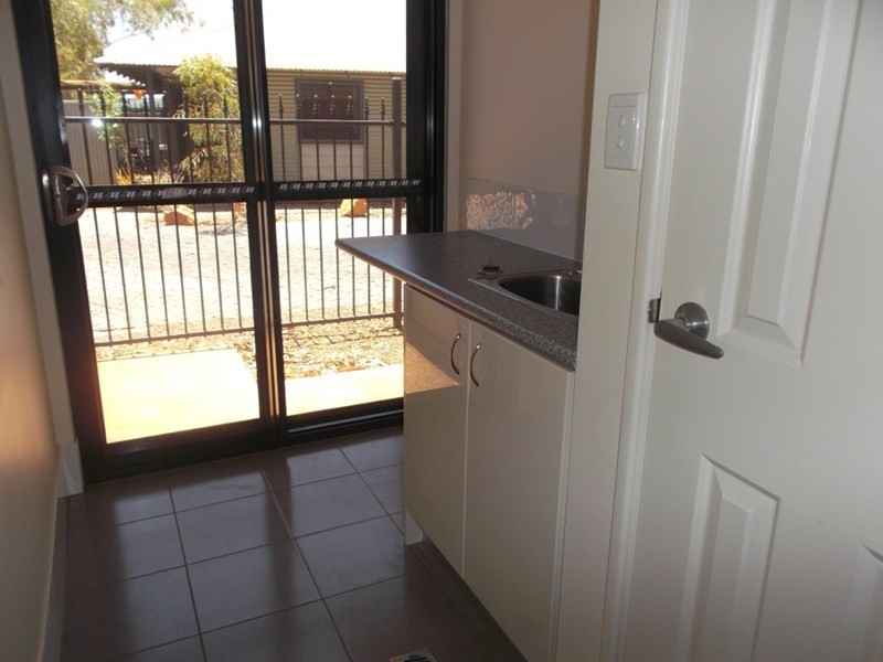 1/2. Phalarope Way, South Hedland WA 6722