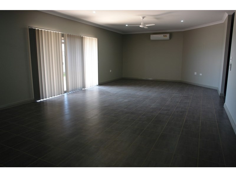 9 Shrike Way, South Hedland WA 6722