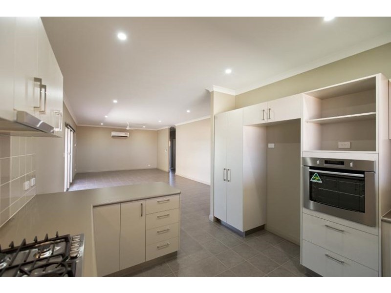 13 Raven Street, South Hedland WA 6722