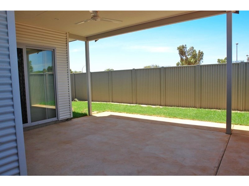 8 Longtom Loop, South Hedland WA 6722