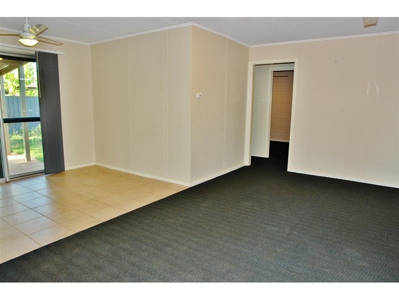 2/1 Brown Place, South Hedland WA 6722