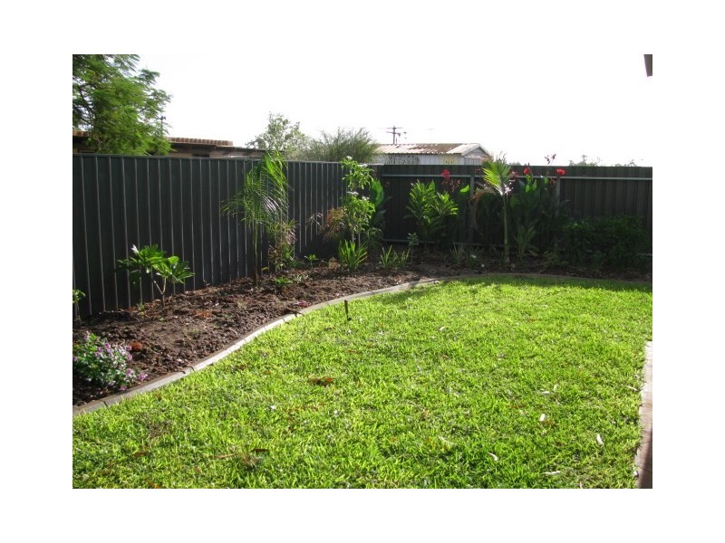 2/1 Brown Place, South Hedland WA 6722