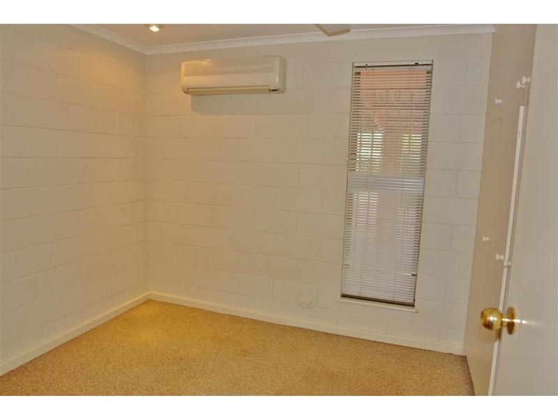 6 Hakea Court, South Hedland WA 6722