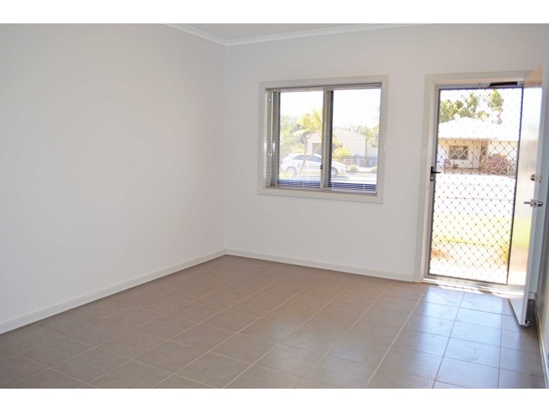 8 Curlew Crescent, South Hedland WA 6722