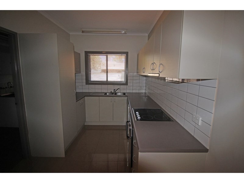 1/8 Yarrunga Crescent, South Hedland WA 6722