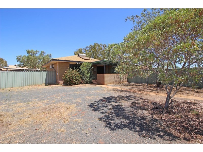 1/8 Yarrunga Crescent, South Hedland WA 6722