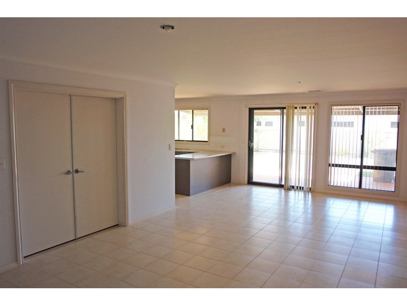 10 Banksia Street, South Hedland WA 6722