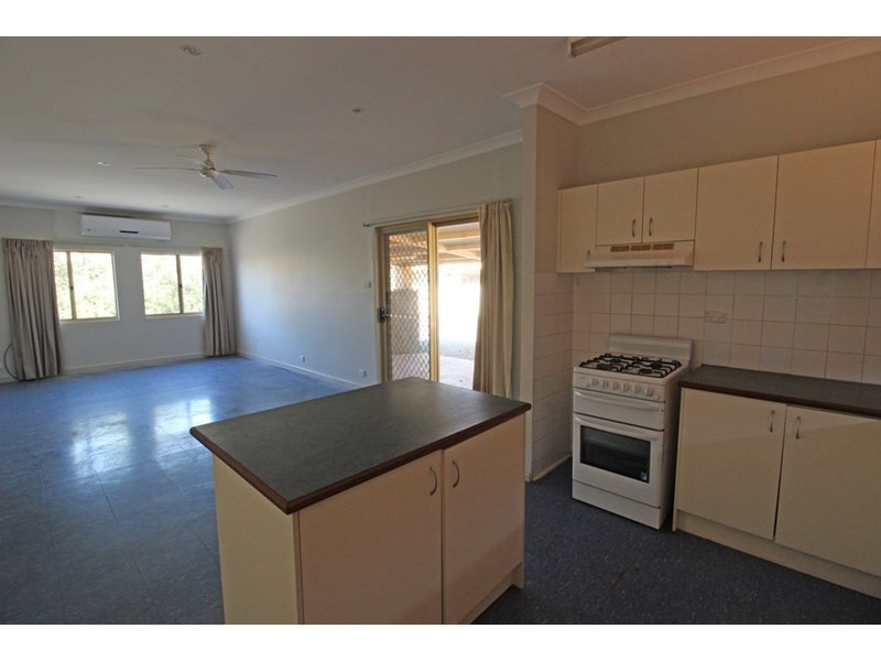 10 Roberts Street, South Hedland WA 6722