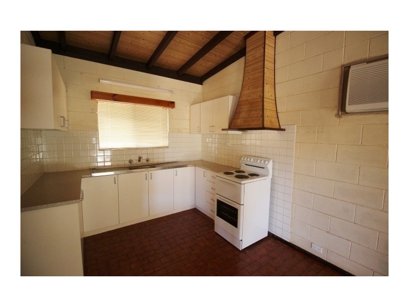 19 Limpet Crescent, South Hedland WA 6722