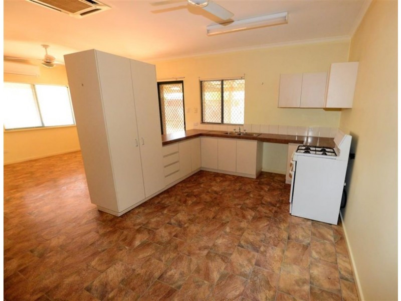 13 Skippers Loop, South Hedland WA 6722