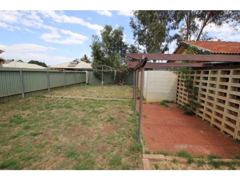 18 A and B Roberts Street, South Hedland WA 6722
