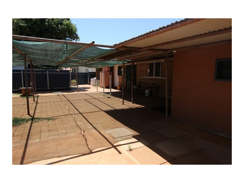 2 Boogalla Crescent, South Hedland WA 6722