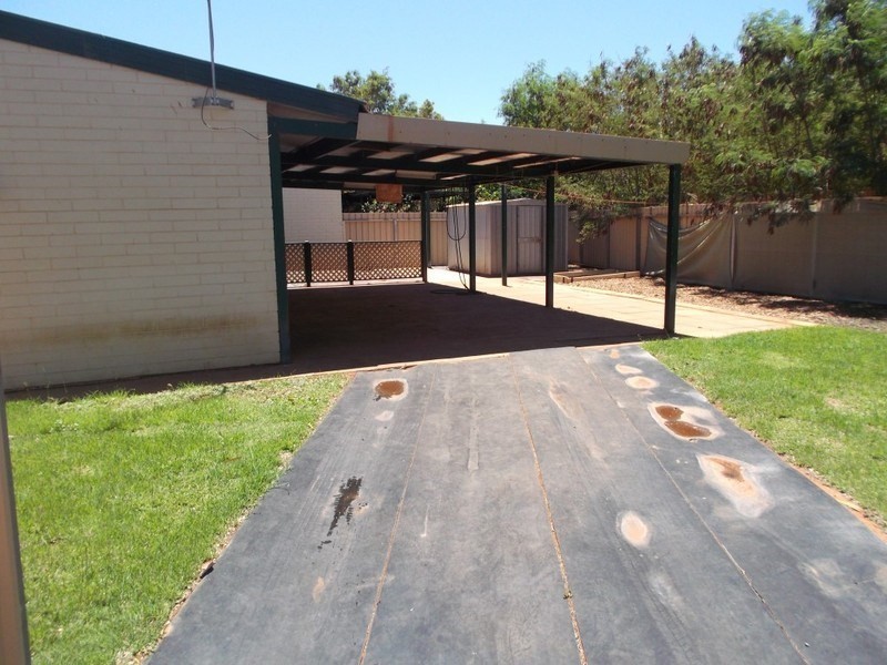 2 Janice Way, South Hedland WA 6722