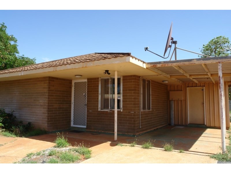 32 Somerset Crescent, South Hedland WA 6722