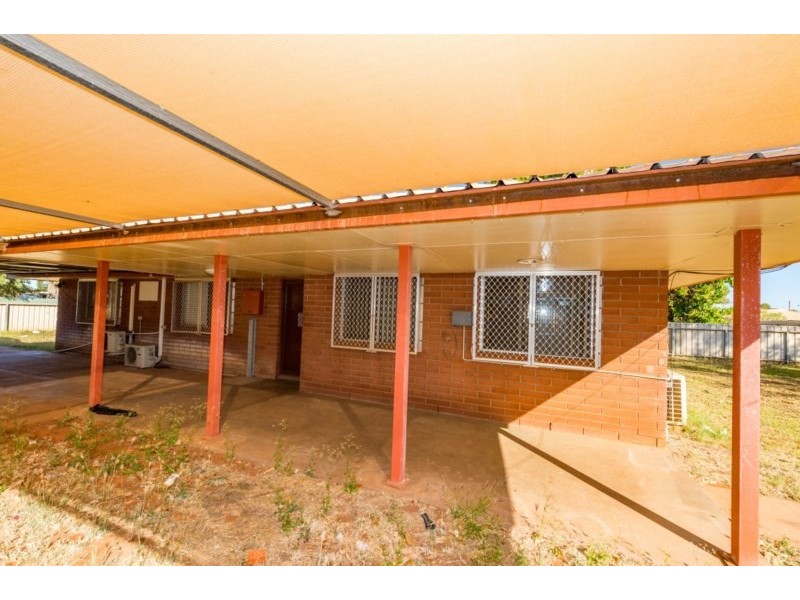 73 Limpet Crescent, South Hedland WA 6722