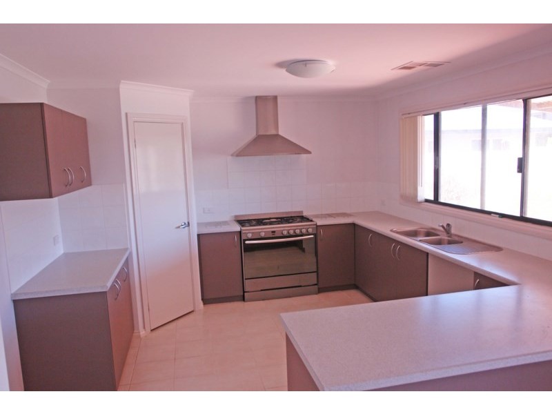 10 Banksia Street, South Hedland WA 6722