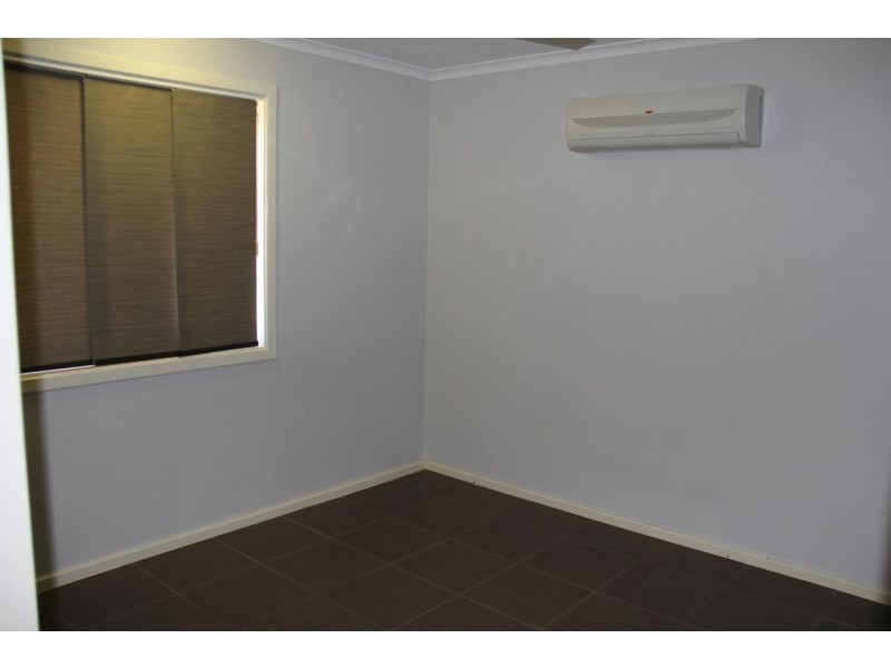 25 Boogalla Crescent, South Hedland WA 6722