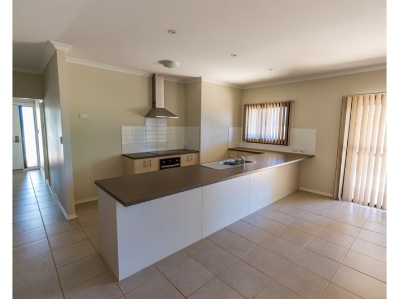 7 Beacon Close, South Hedland WA 6722