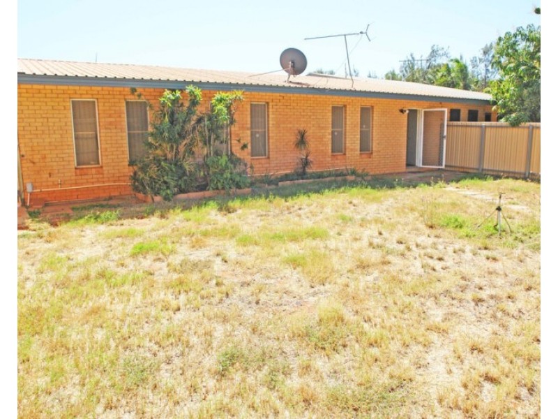 12 Stronds Way, South Hedland WA 6722