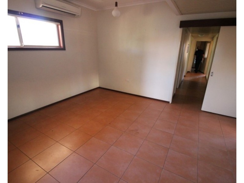 6 Egret Crescent, South Hedland WA 6722