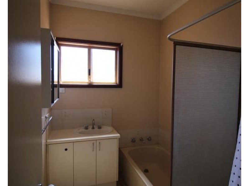 2 Egret Crescent, South Hedland WA 6722