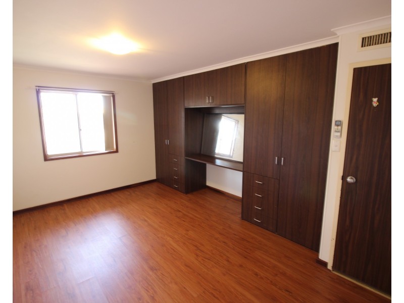 8 Skippers Loop, South Hedland WA 6722