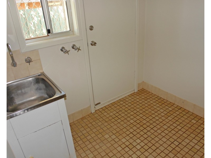 12 Beroona Loop, South Hedland WA 6722