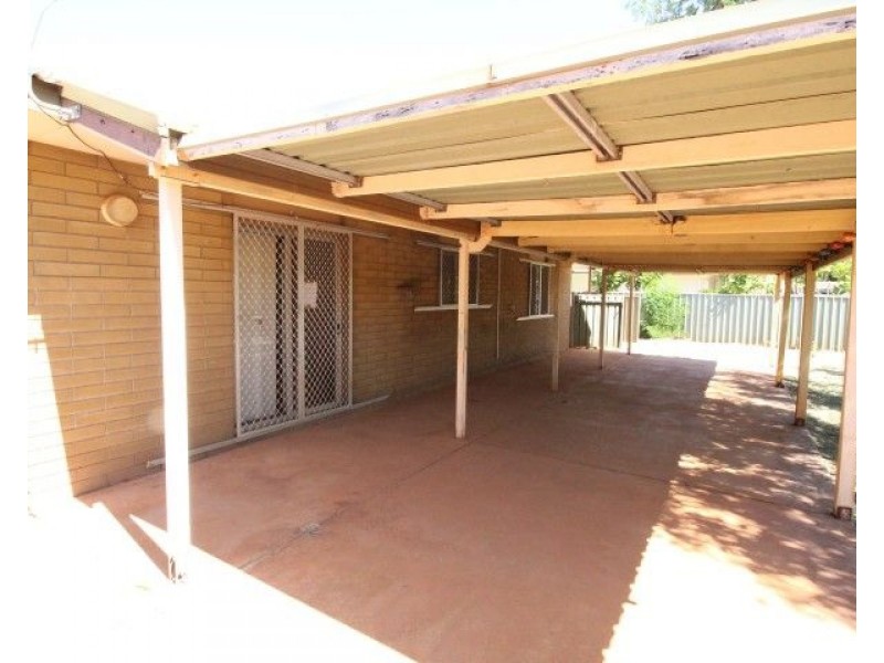 13 Spoonbill Crescent, South Hedland WA 6722