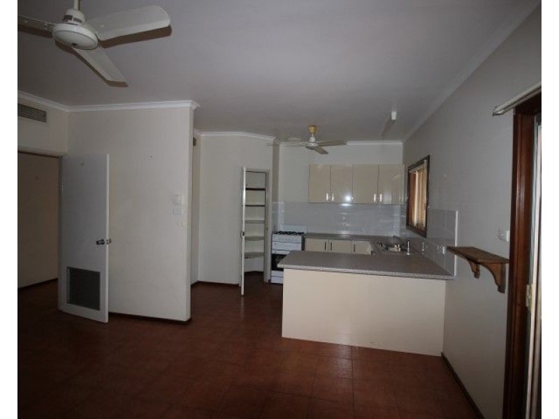 13 Spoonbill Crescent, South Hedland WA 6722