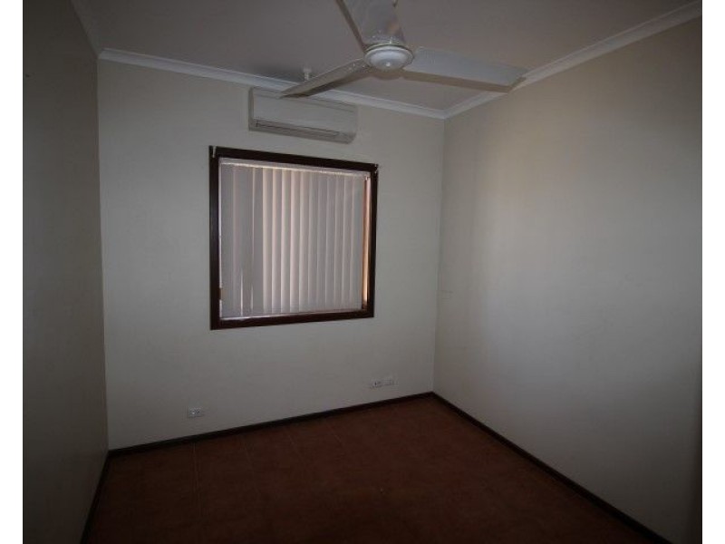 13 Spoonbill Crescent, South Hedland WA 6722