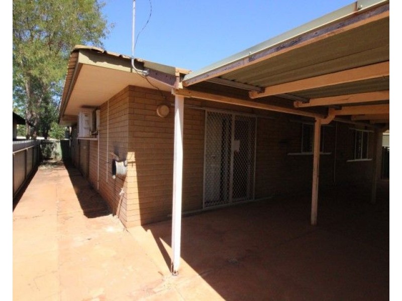 13 Spoonbill Crescent, South Hedland WA 6722