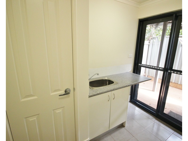 5/2 Phalarope Way, South Hedland WA 6722