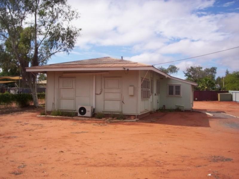 10 Weaver Place, South Hedland WA 6722