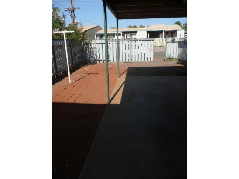 12/4 TRAINE Crescent, South Hedland WA 6722