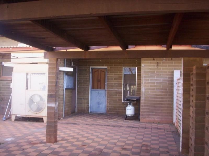 7 Peter Way, South Hedland WA 6722