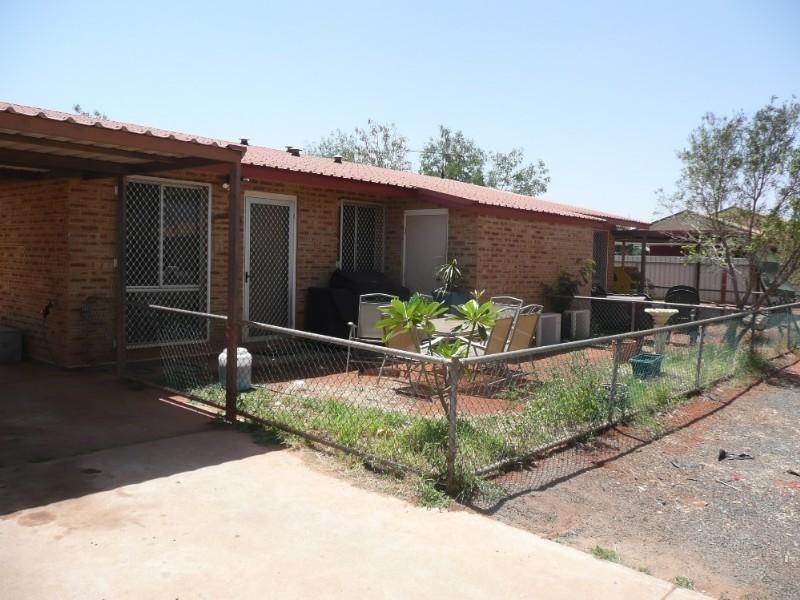 21D Boogalla Crescent, South Hedland WA 6722