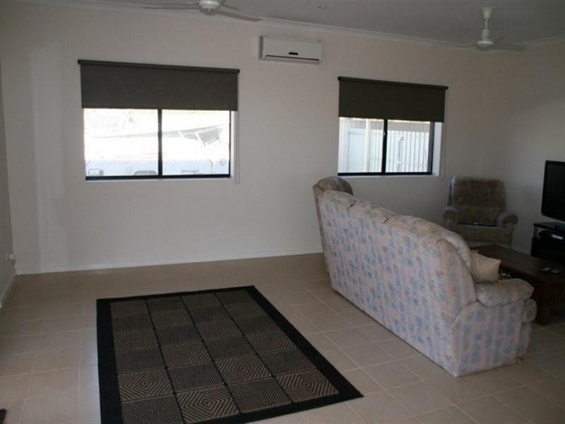 6 Eucalypt Way, South Hedland WA 6722